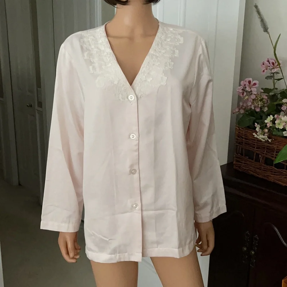 NWT Vintage Oscar de la Renta pajama top - Picture 3 of 10